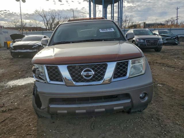Nissan Pathfinder Le Image 5