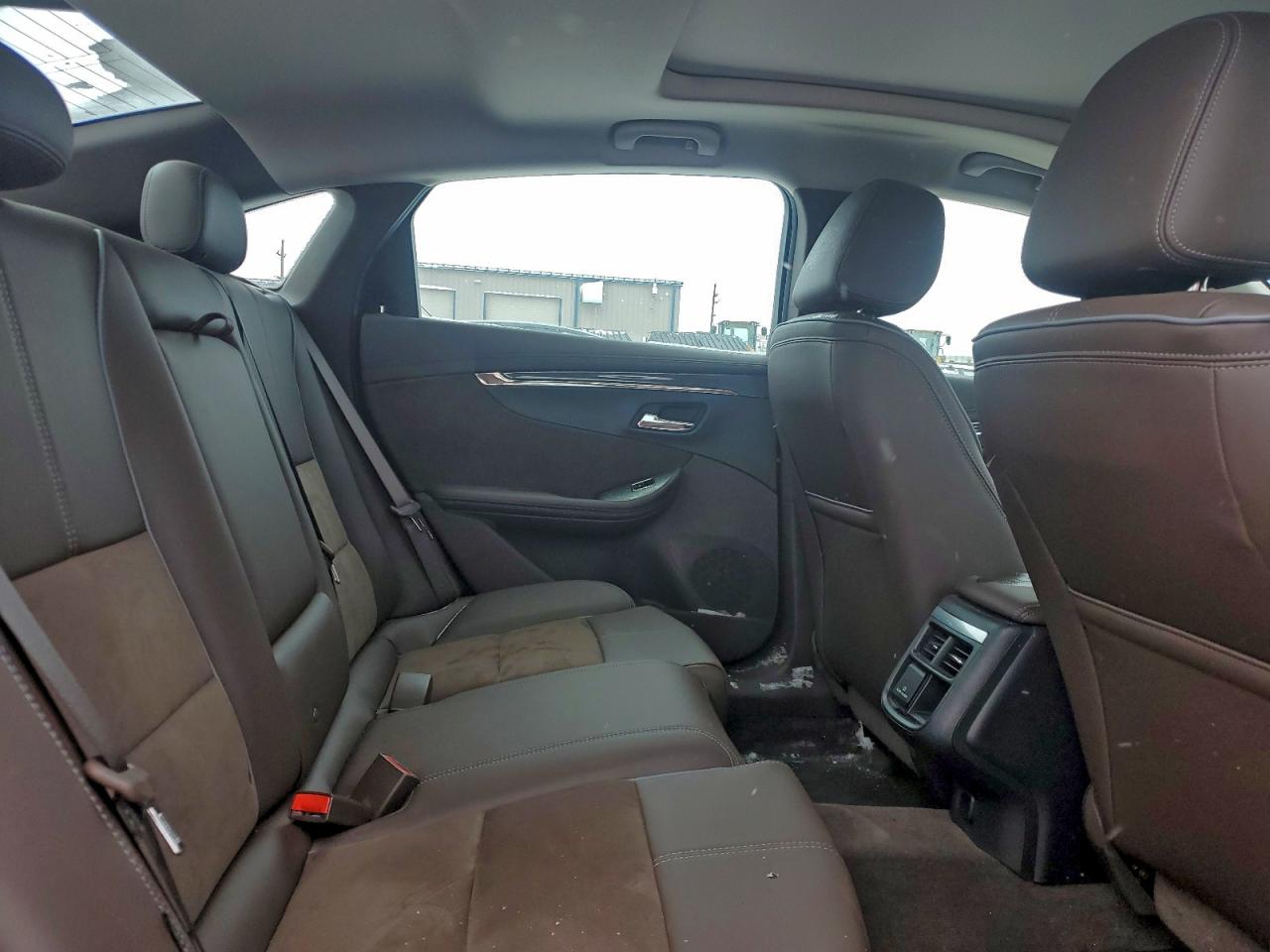 Chevrolet Impala Lt Image 3