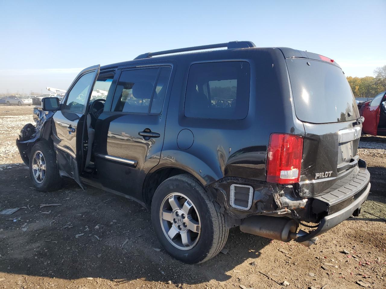 Honda Pilot Touring Image 5