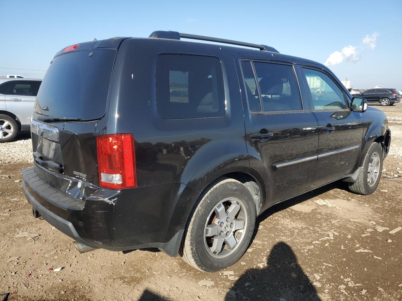 Honda Pilot Touring Image 3