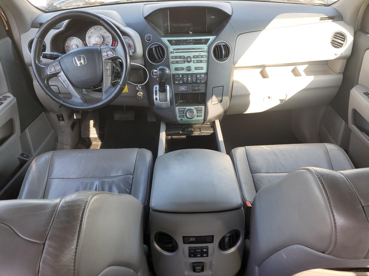 Honda Pilot Touring Image 8