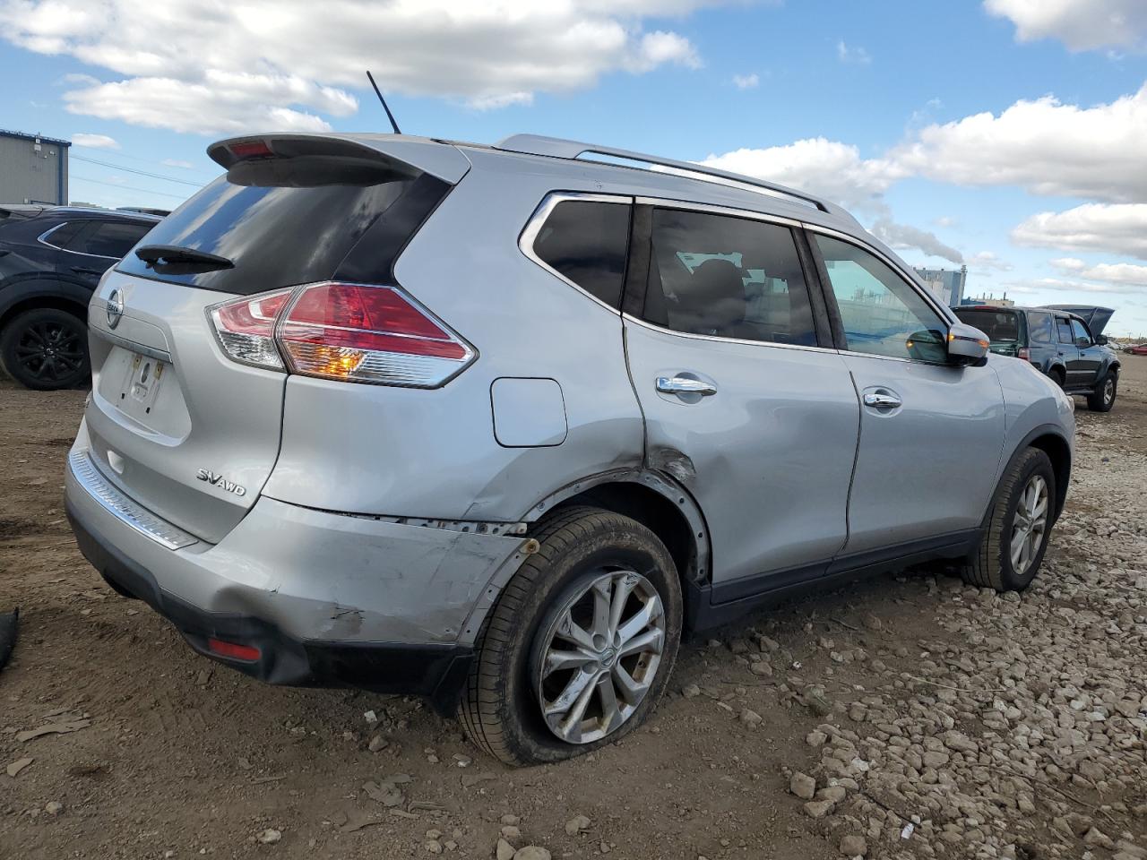 Nissan Rogue S Image 5