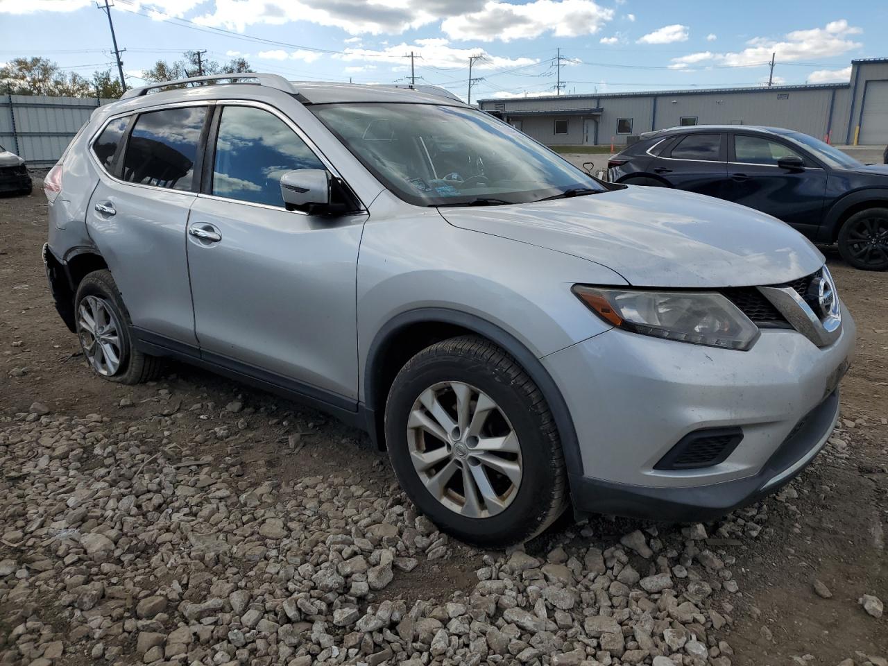 Nissan Rogue S Image 4