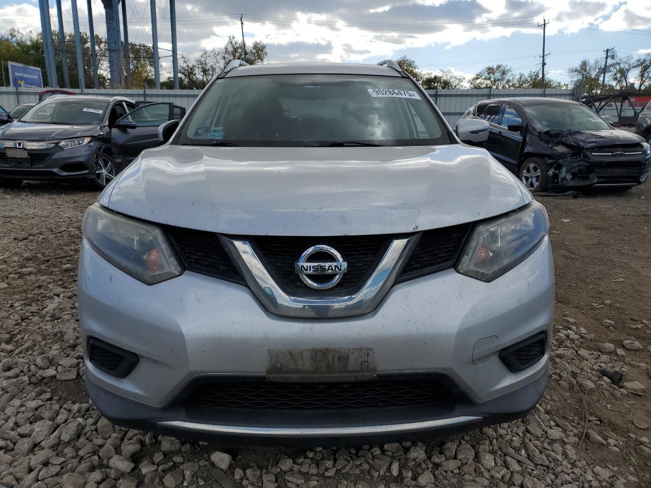 Nissan Rogue S Image 3