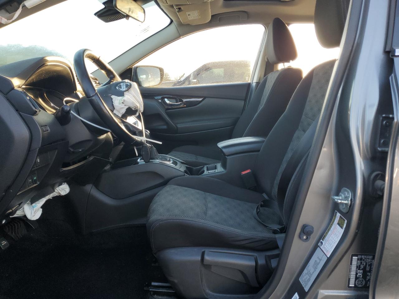 Nissan Rogue S Image 10