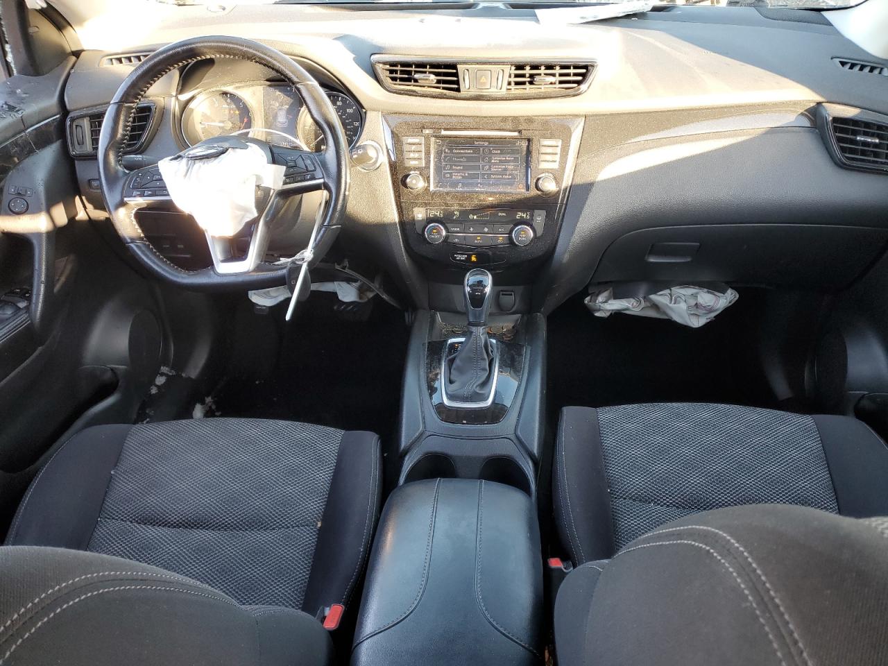 Nissan Rogue S Image 8