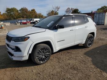  Salvage Jeep Compass