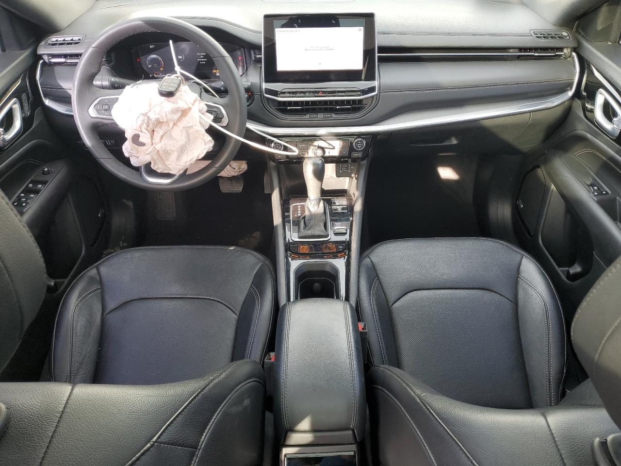 Jeep Compass Limited Image 13