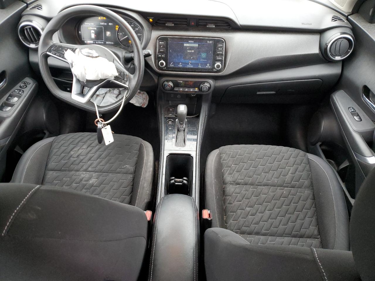 Nissan Kicks Sv Image 13