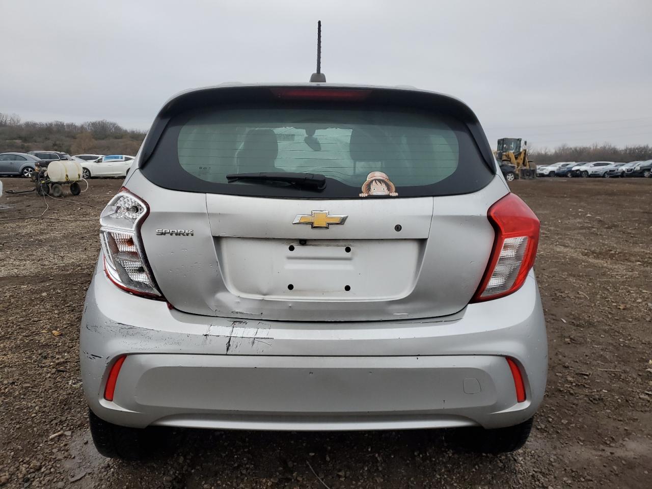 Chevrolet Spark Ls Image 7