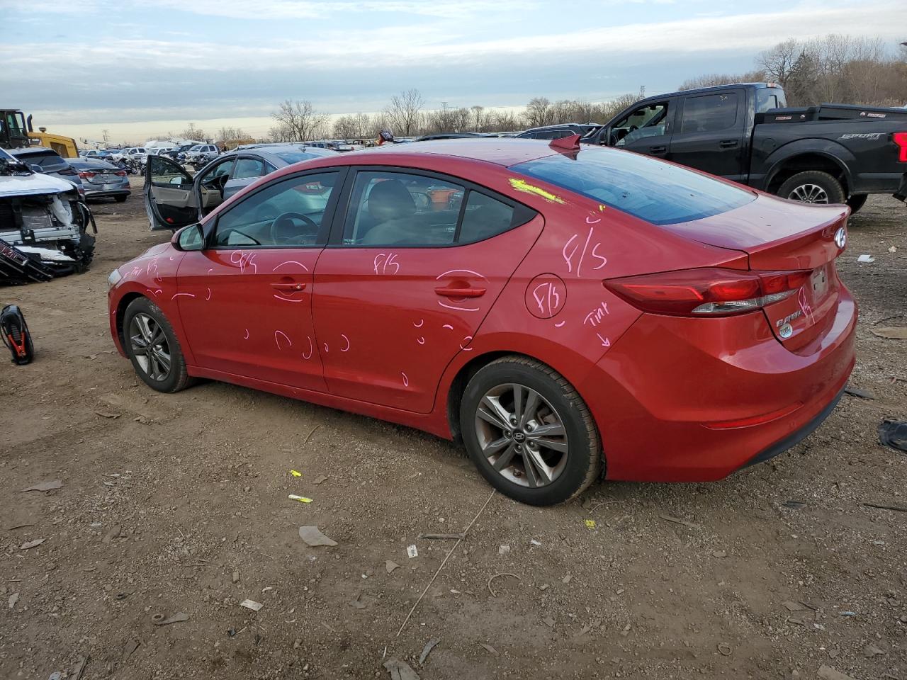 Hyundai ELANTRA Sel Image 2