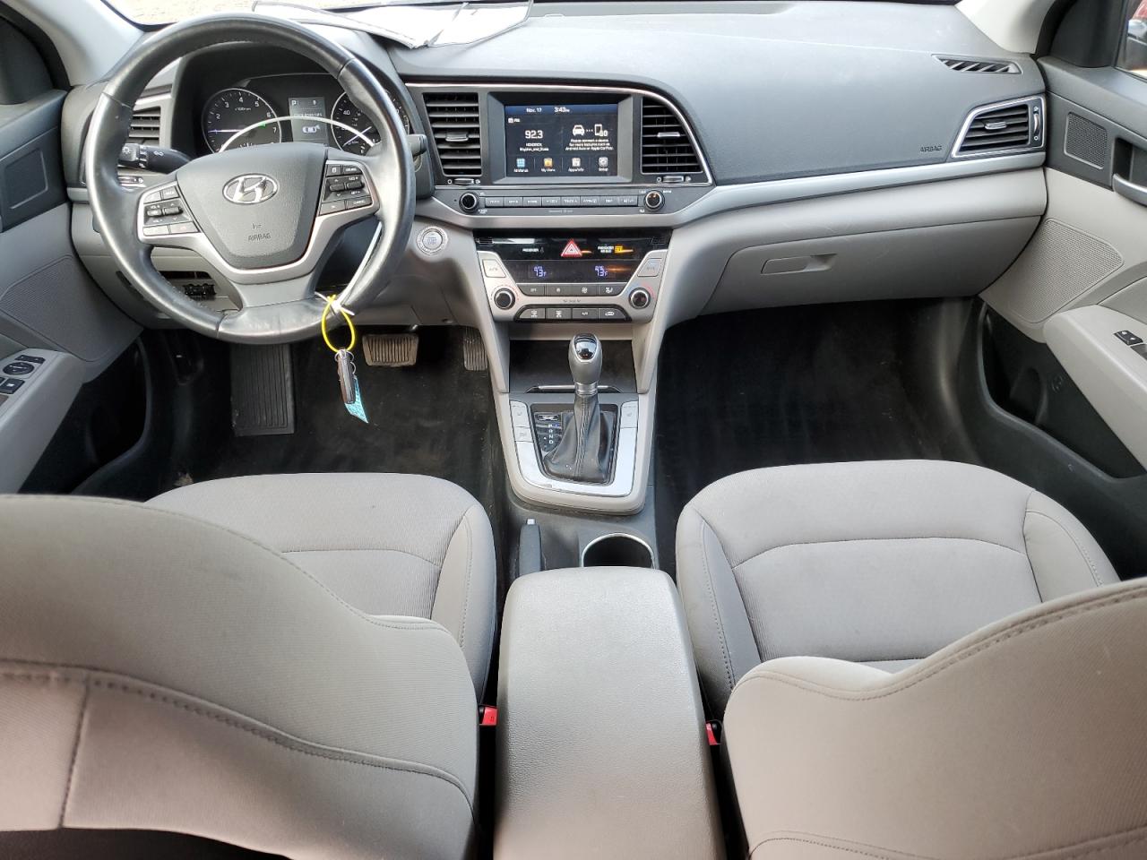 Hyundai ELANTRA Sel Image 11