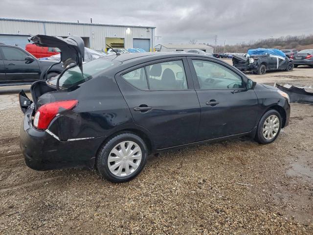 Nissan Versa S Image 12