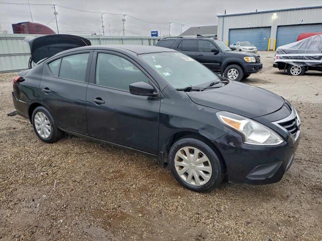 Nissan Versa S Image 11