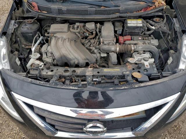 Nissan Versa S Image 8