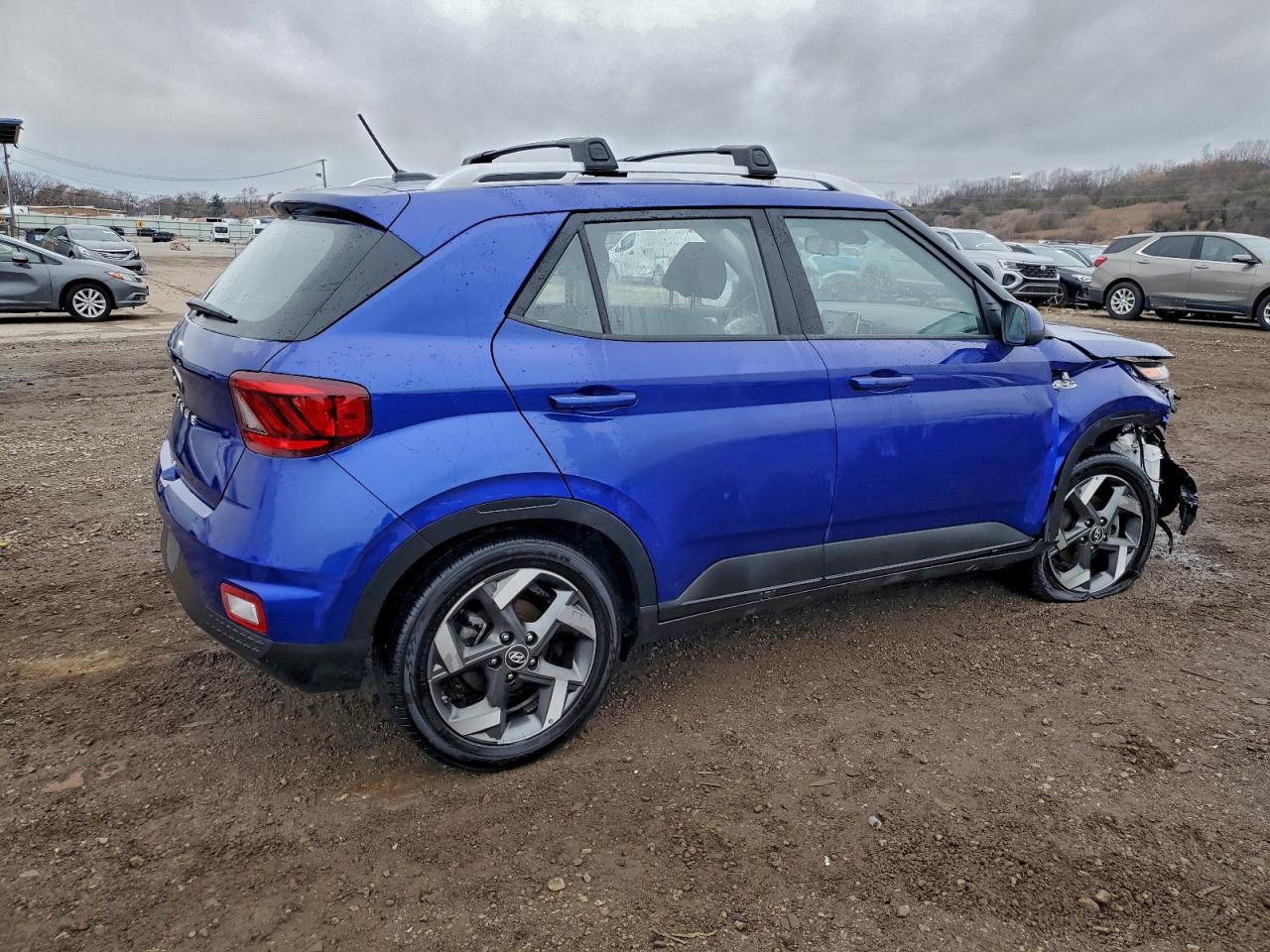 Hyundai VENUE Sel Image 2