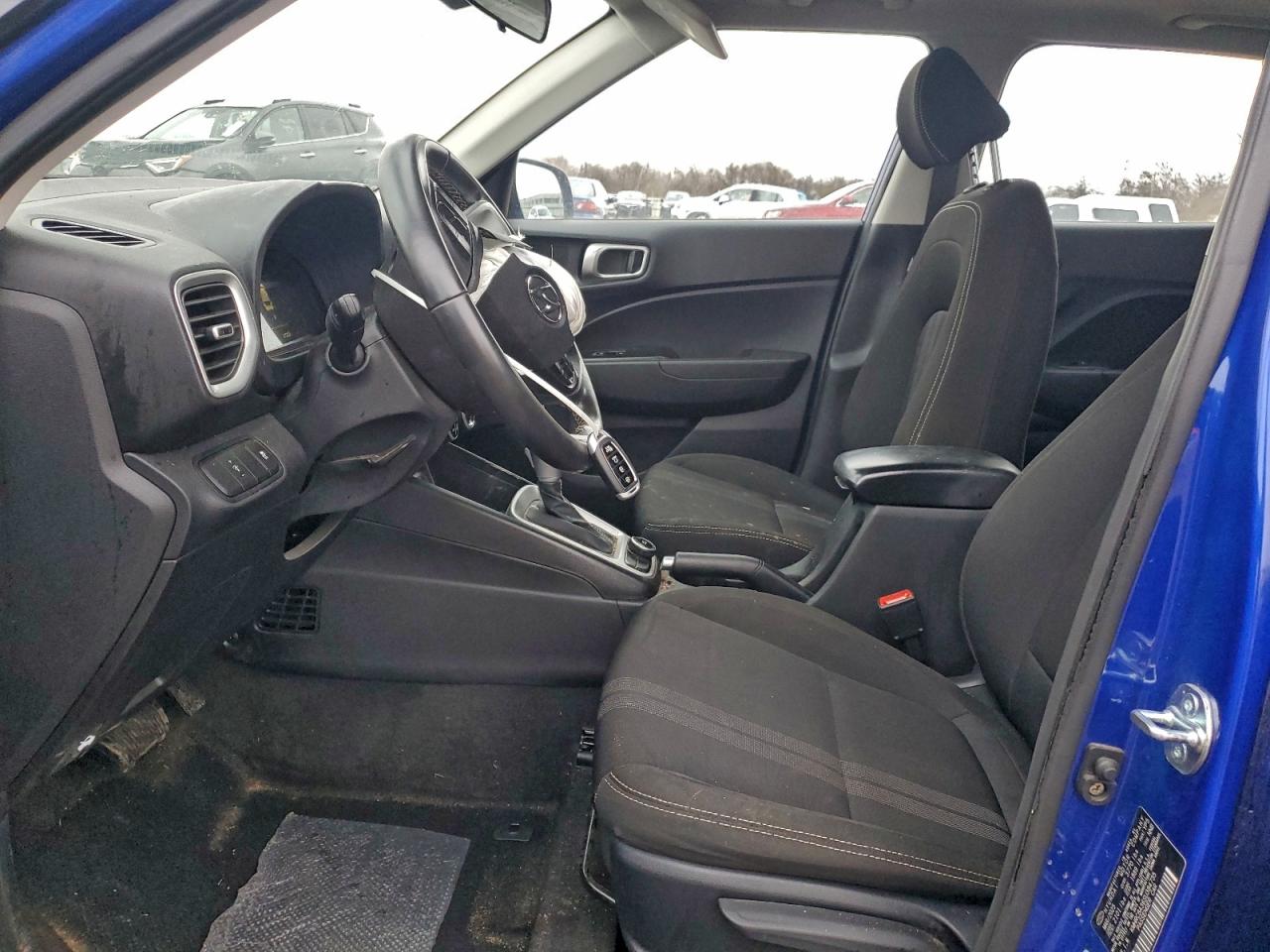 Hyundai VENUE Sel Image 8