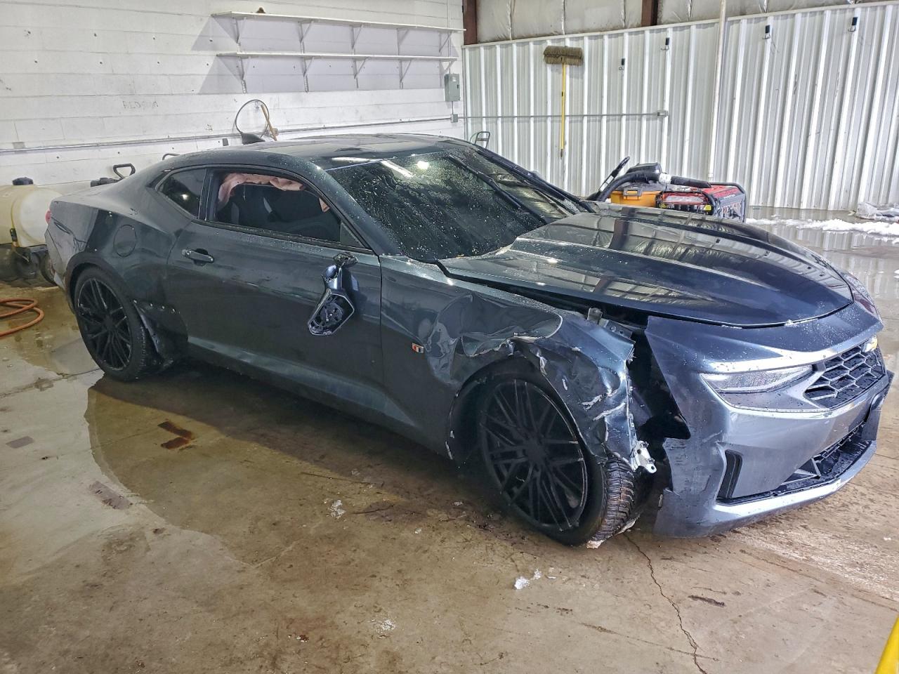 Chevrolet Camaro Ls Image 4