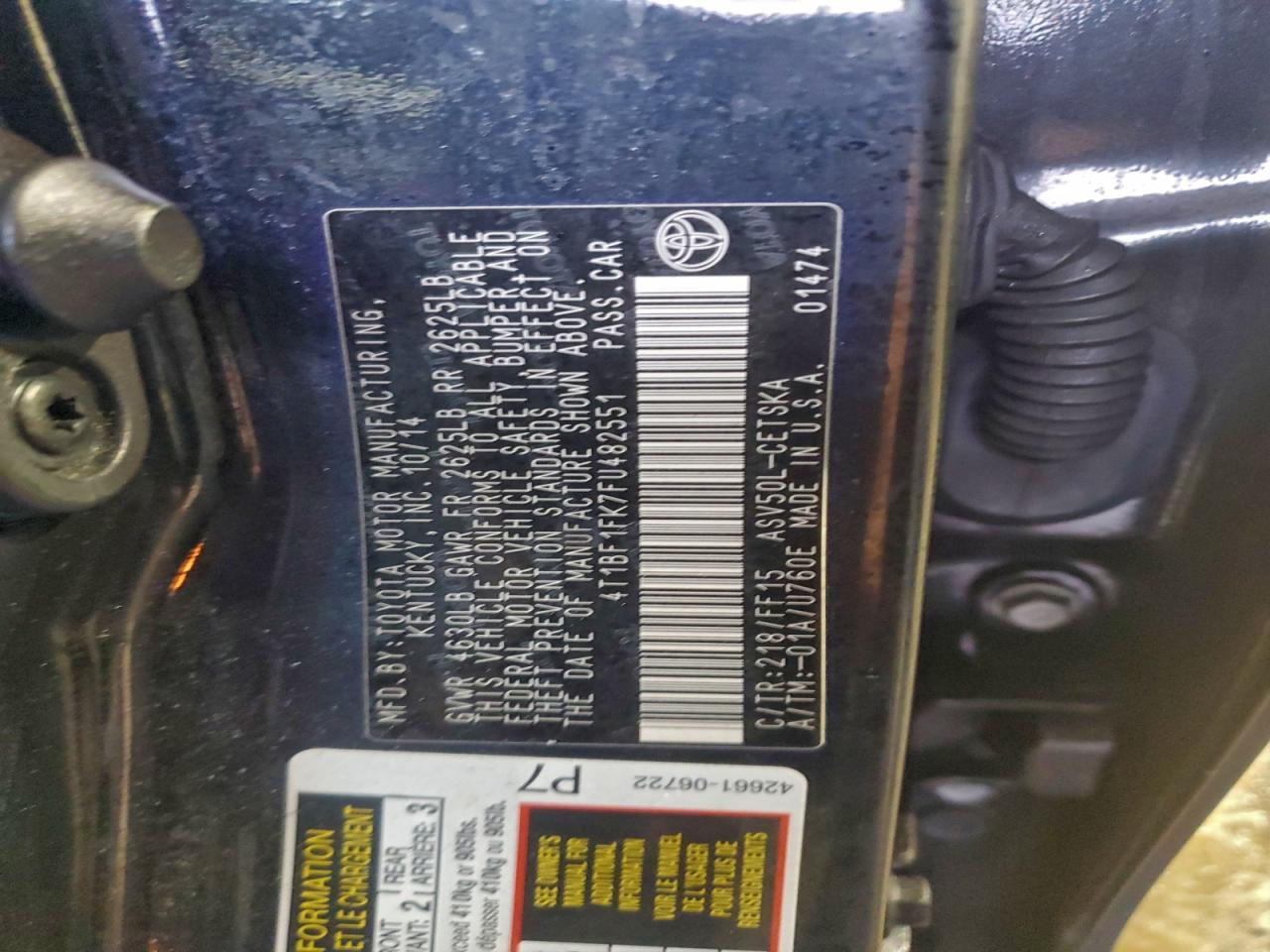 Toyota Camry Le Image 12