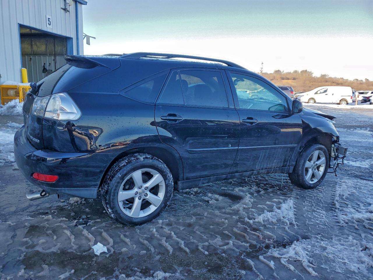 Lexus RX 330 Image 11