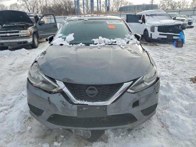 Nissan Sentra S Image 4