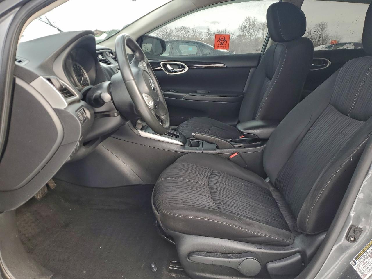 Nissan Sentra S Image 3