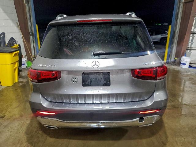 Mercedes-Benz GLB 250 4matic Image 6