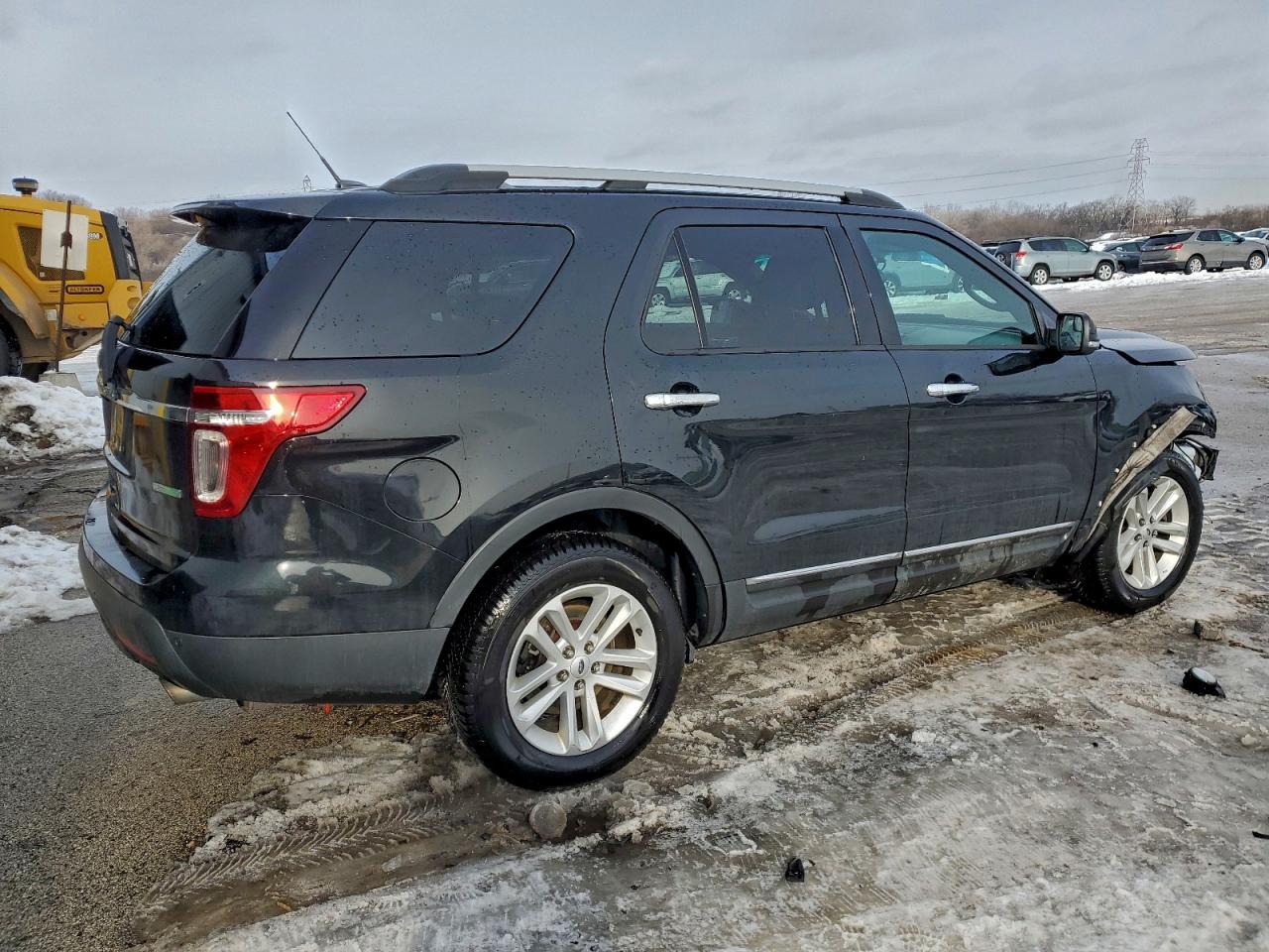 Ford Explorer Xlt Image 12