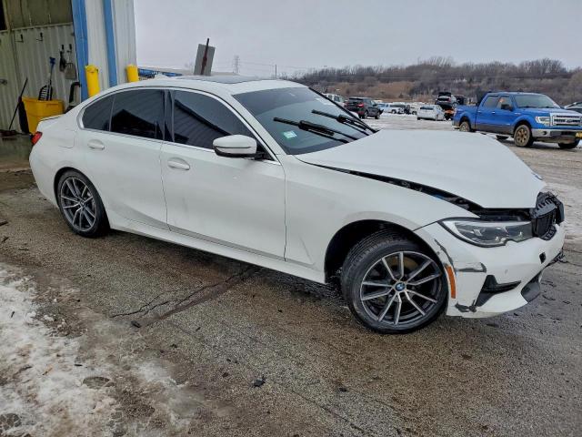 BMW 3 Series Image 6