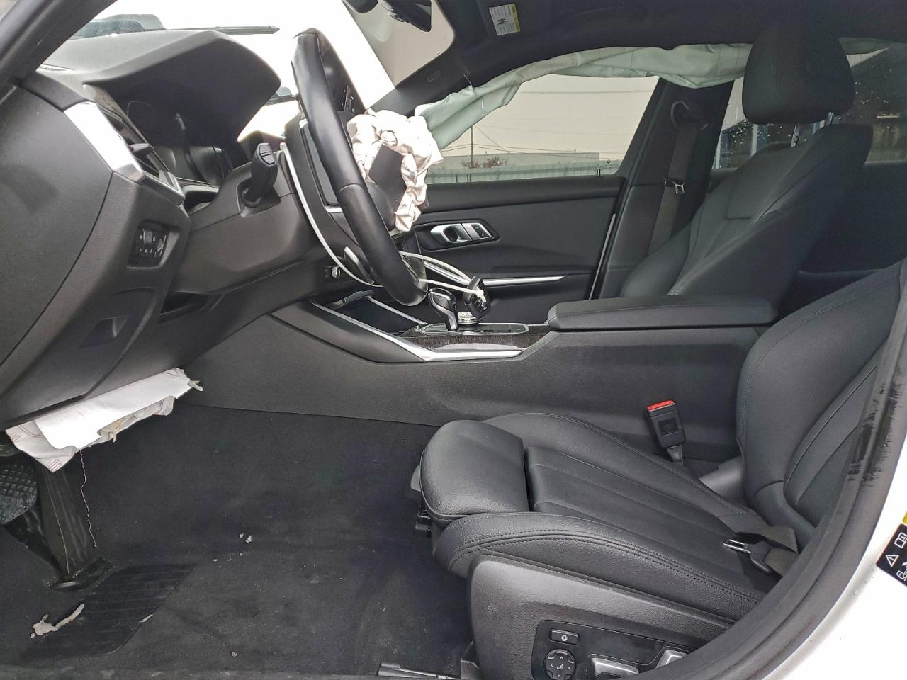 BMW 3 Series Image 2