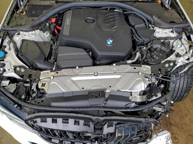 BMW 3 Series Image 10