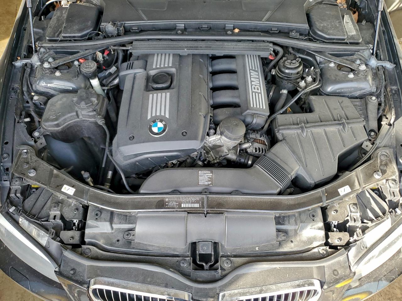 BMW 3 Series I Image 9
