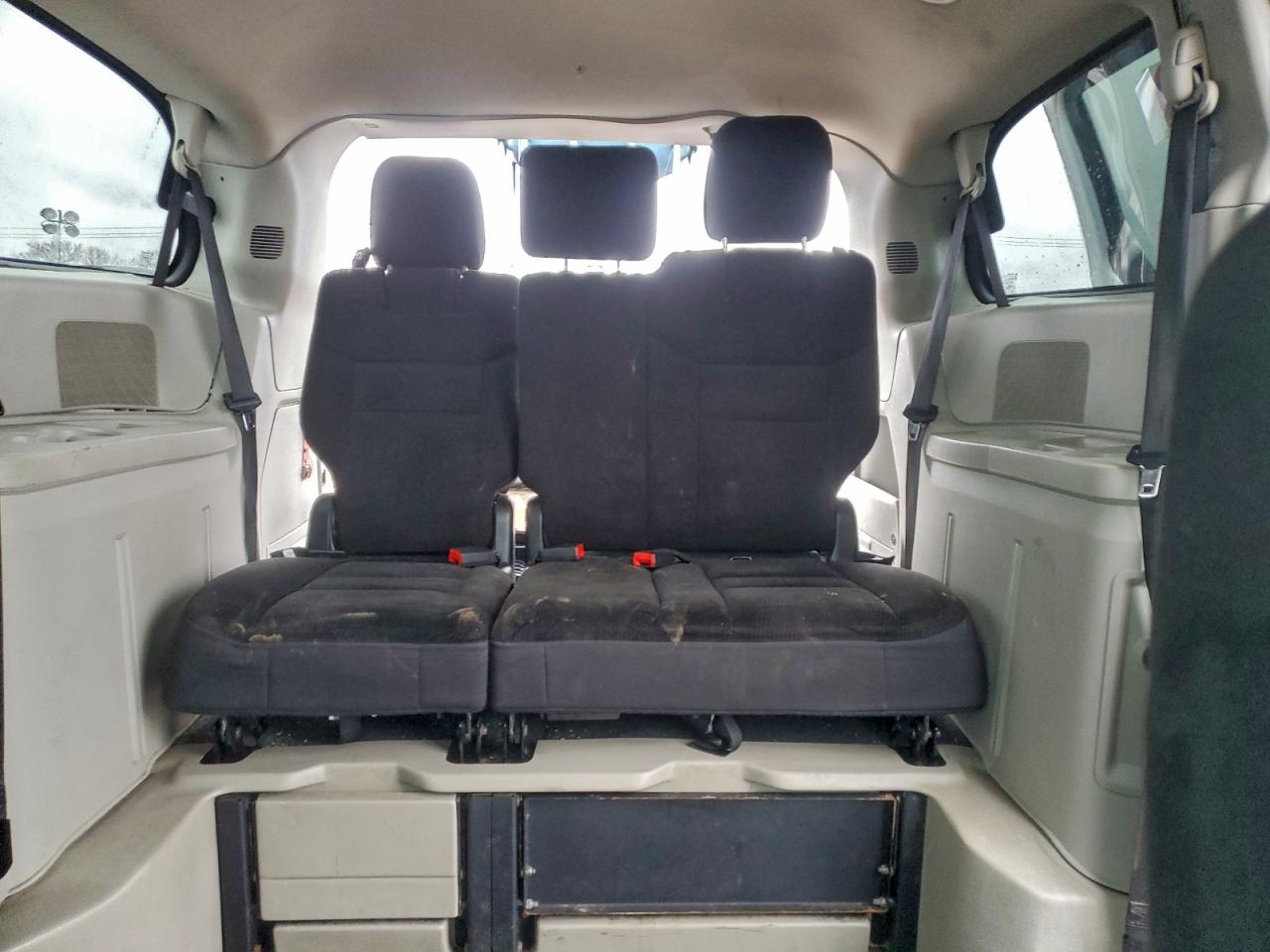 Dodge Caravan Se Image 10