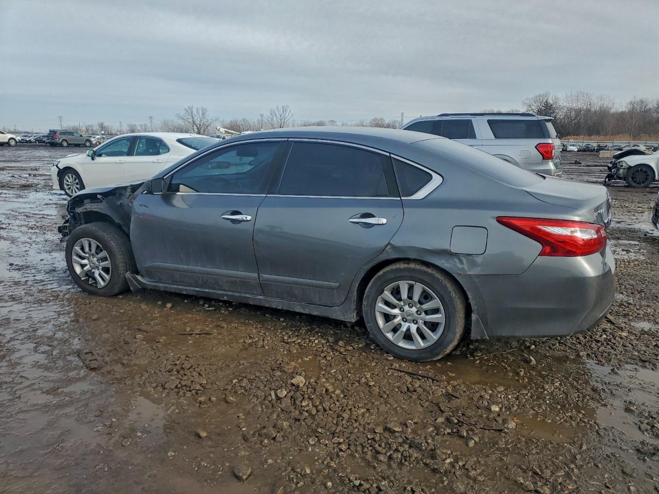 Nissan Altima 2.5 Image 8