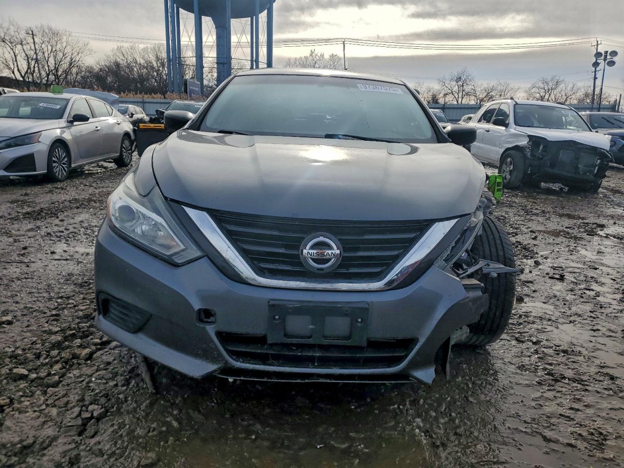 Nissan Altima 2.5 Image 4