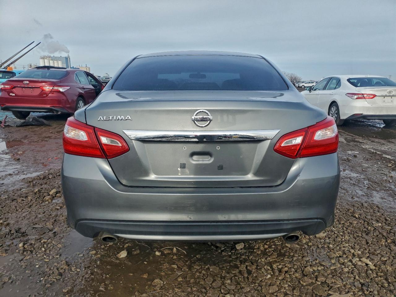 Nissan Altima 2.5 Image 9