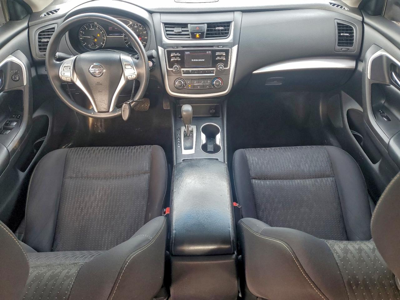 Nissan Altima 2.5 Image 7