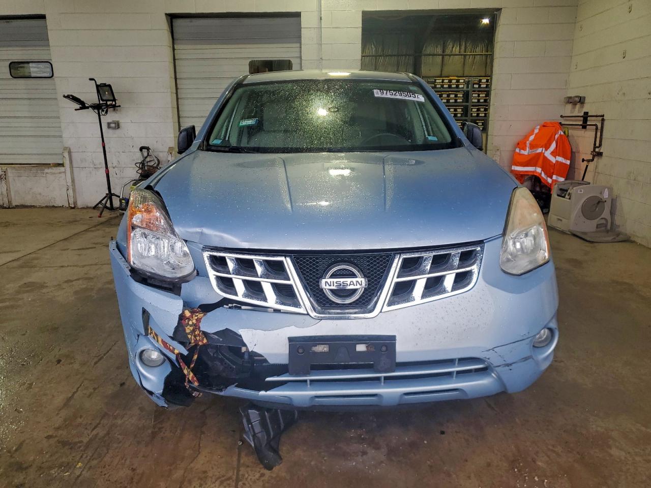 Nissan Rogue S Image 3