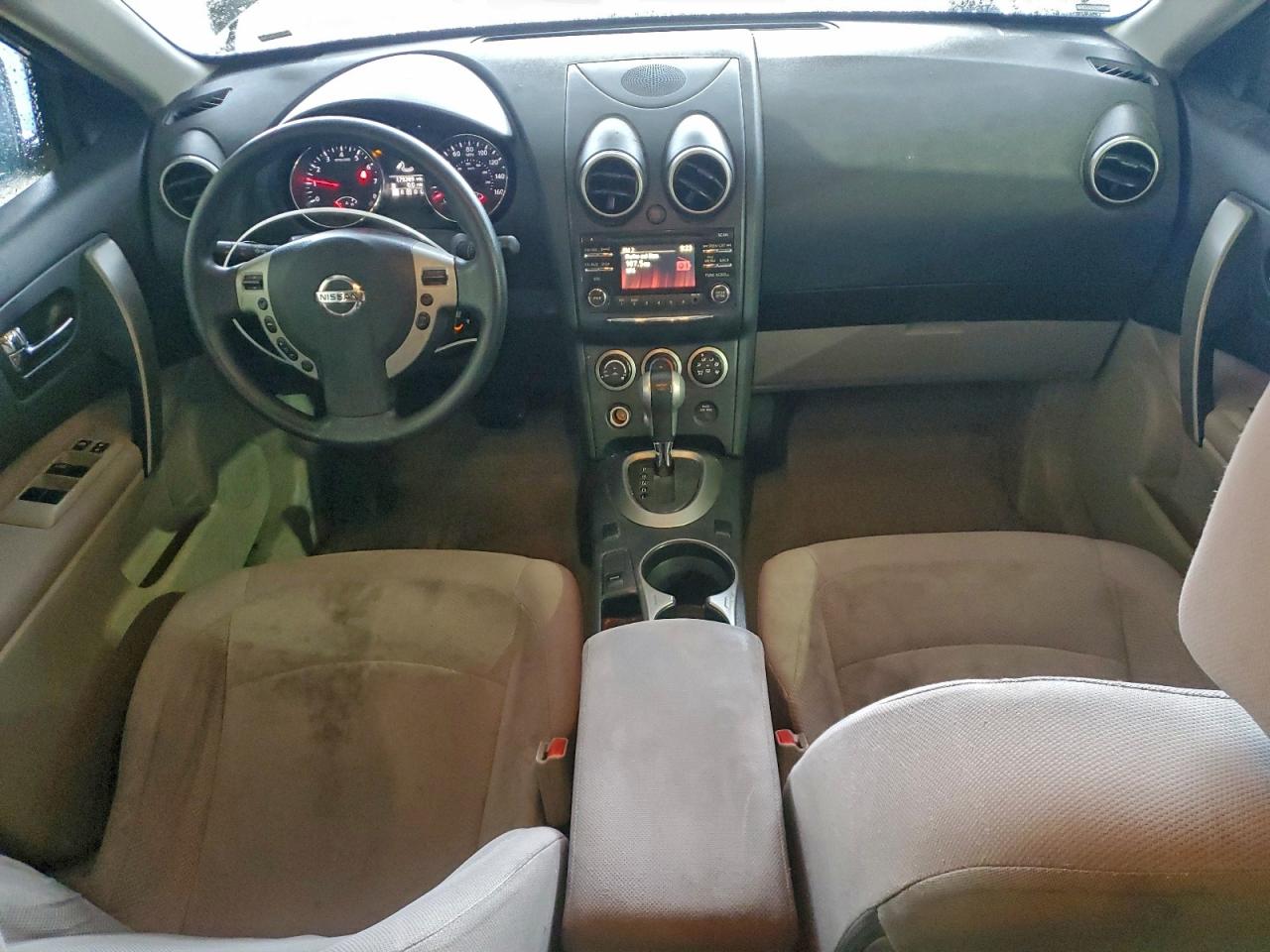 Nissan Rogue S Image 7