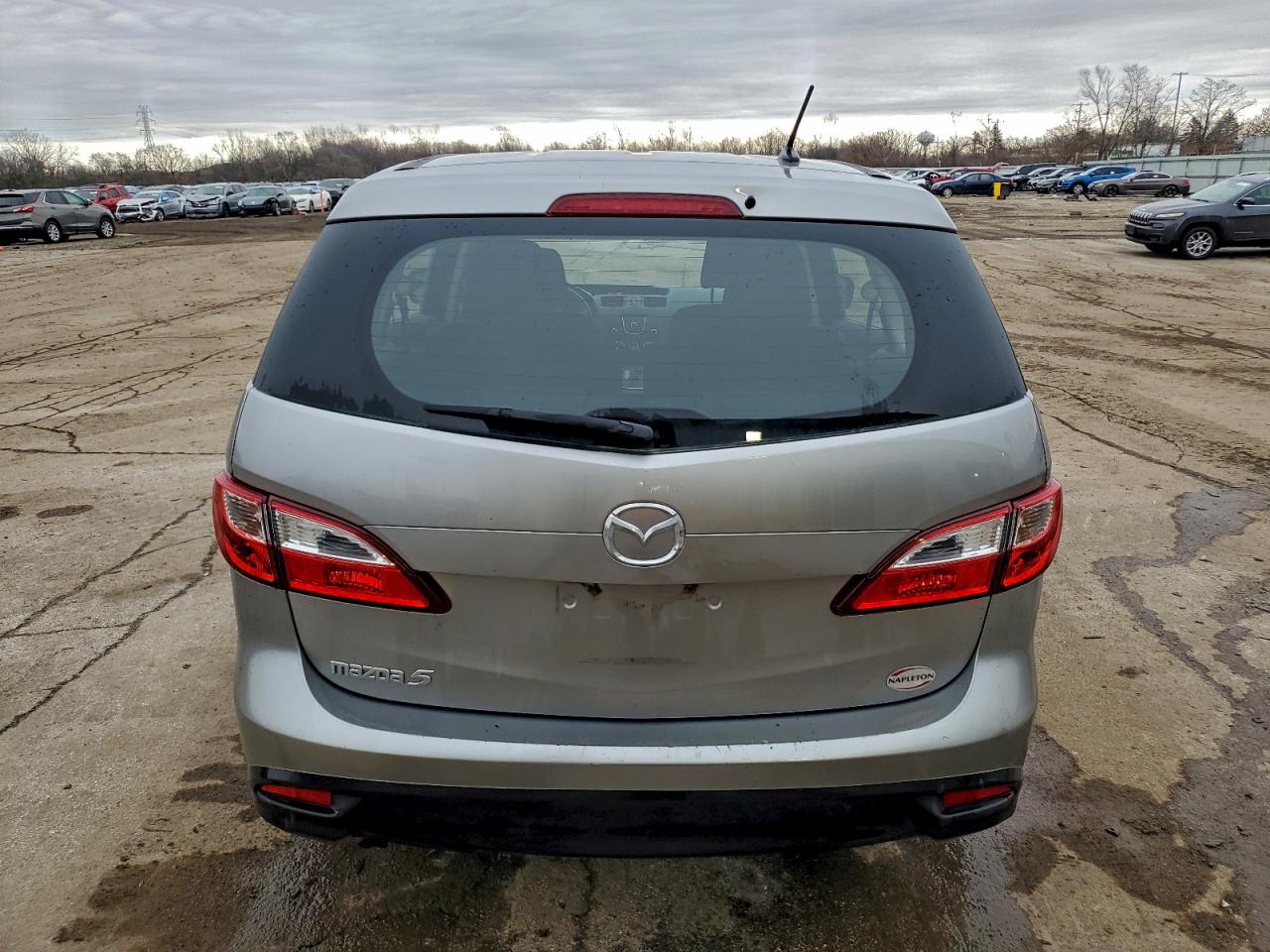 Mazda 5 Image 9