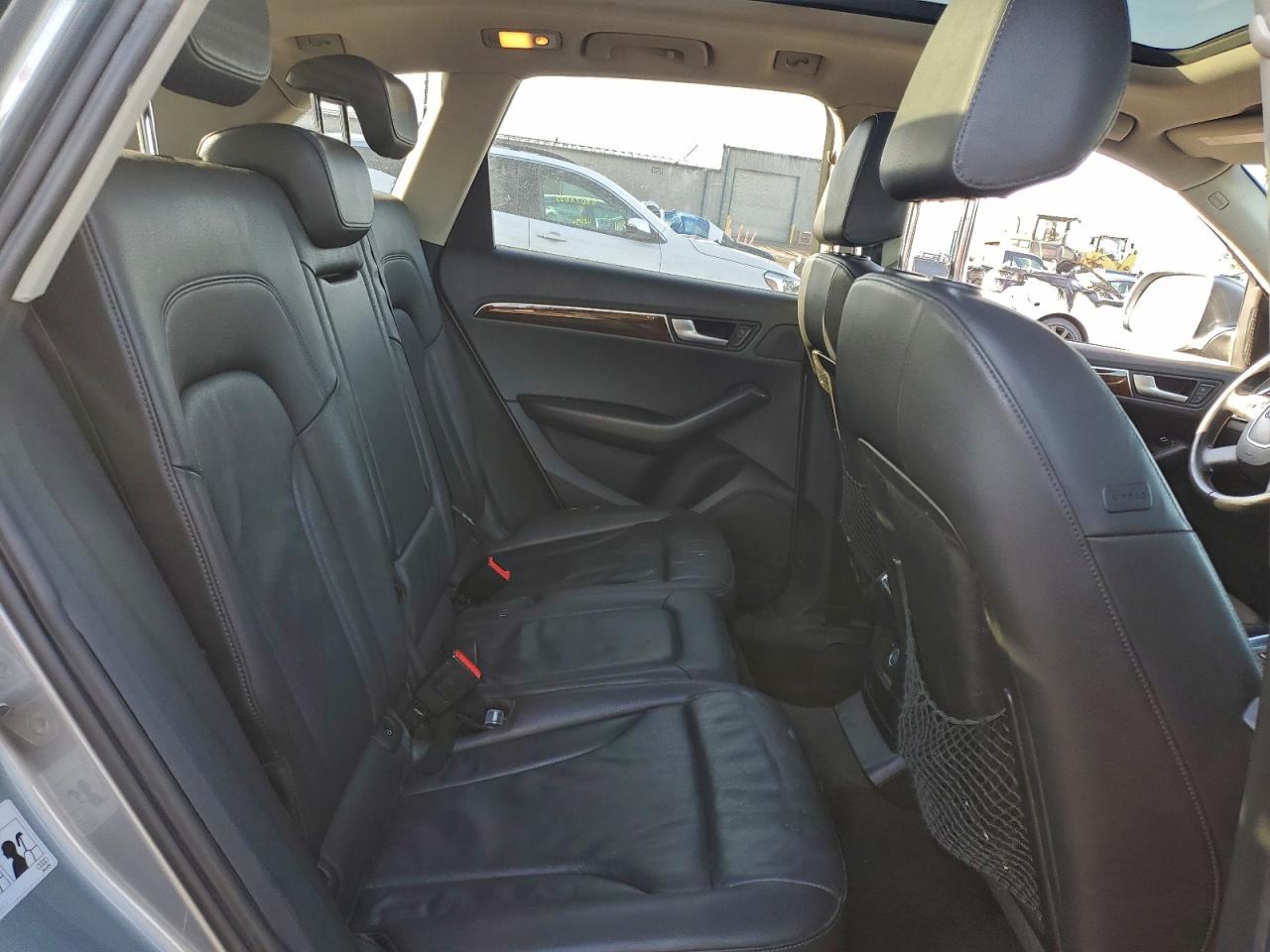 Audi Q5 Premium Image 10