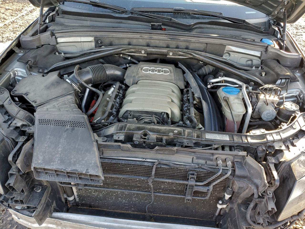 Audi Q5 Premium Image 13