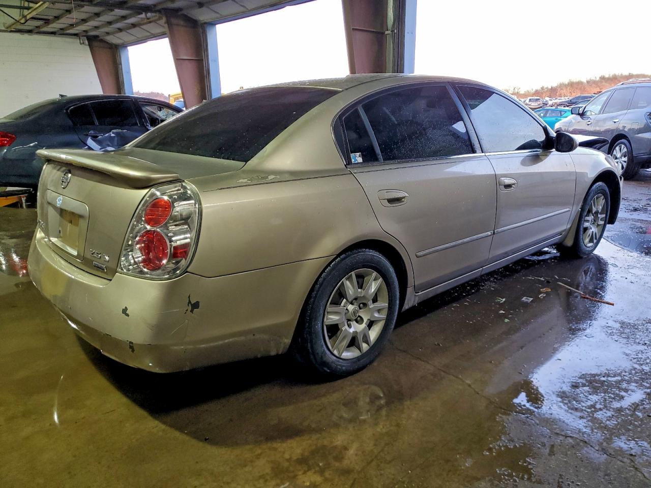 Nissan Altima S Image 11