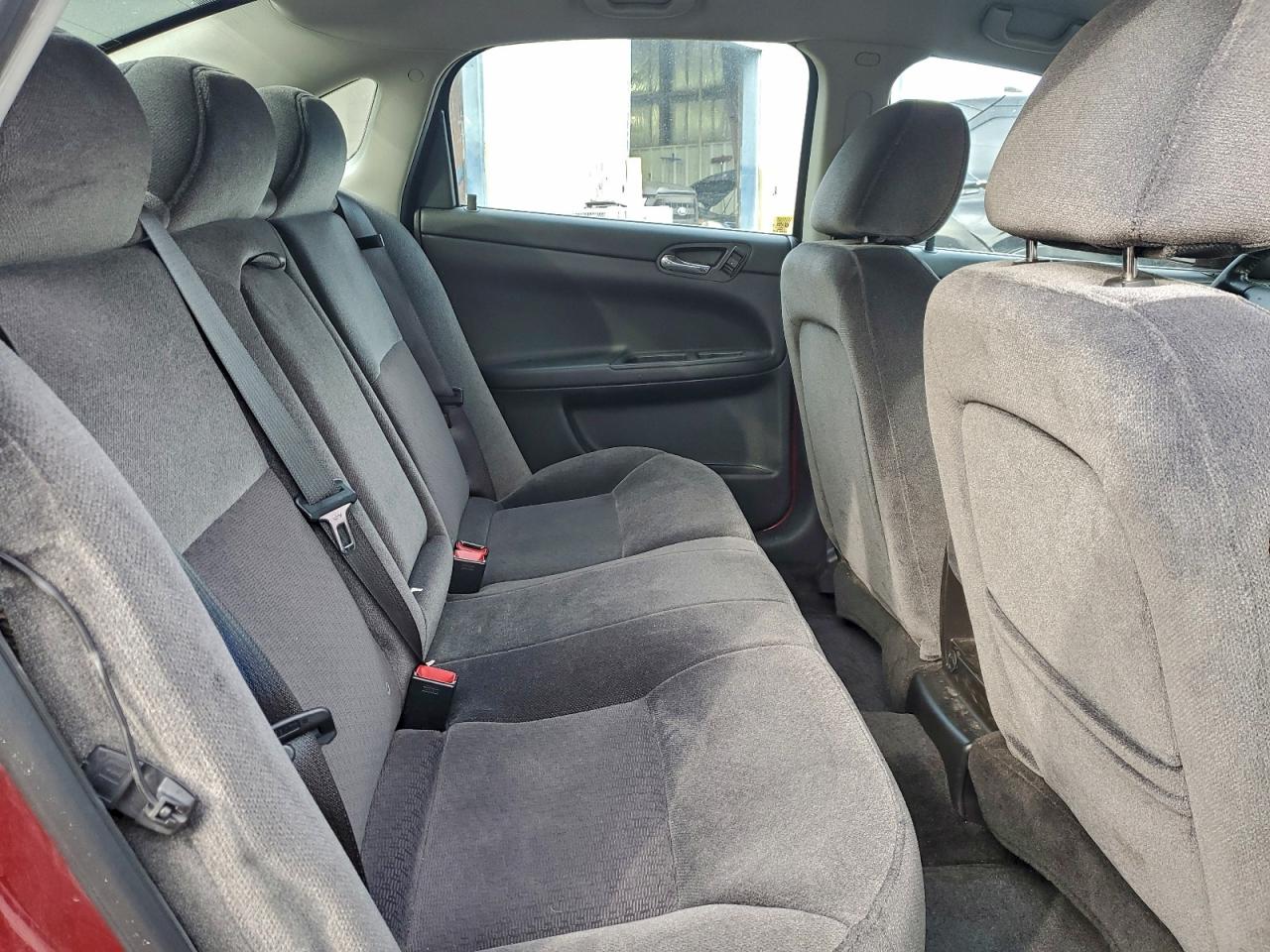 Chevrolet Impala Lt Image 8