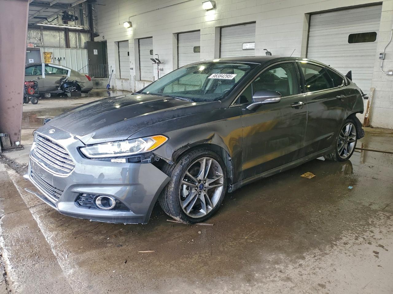 Ford Fusion Titanium Image 1