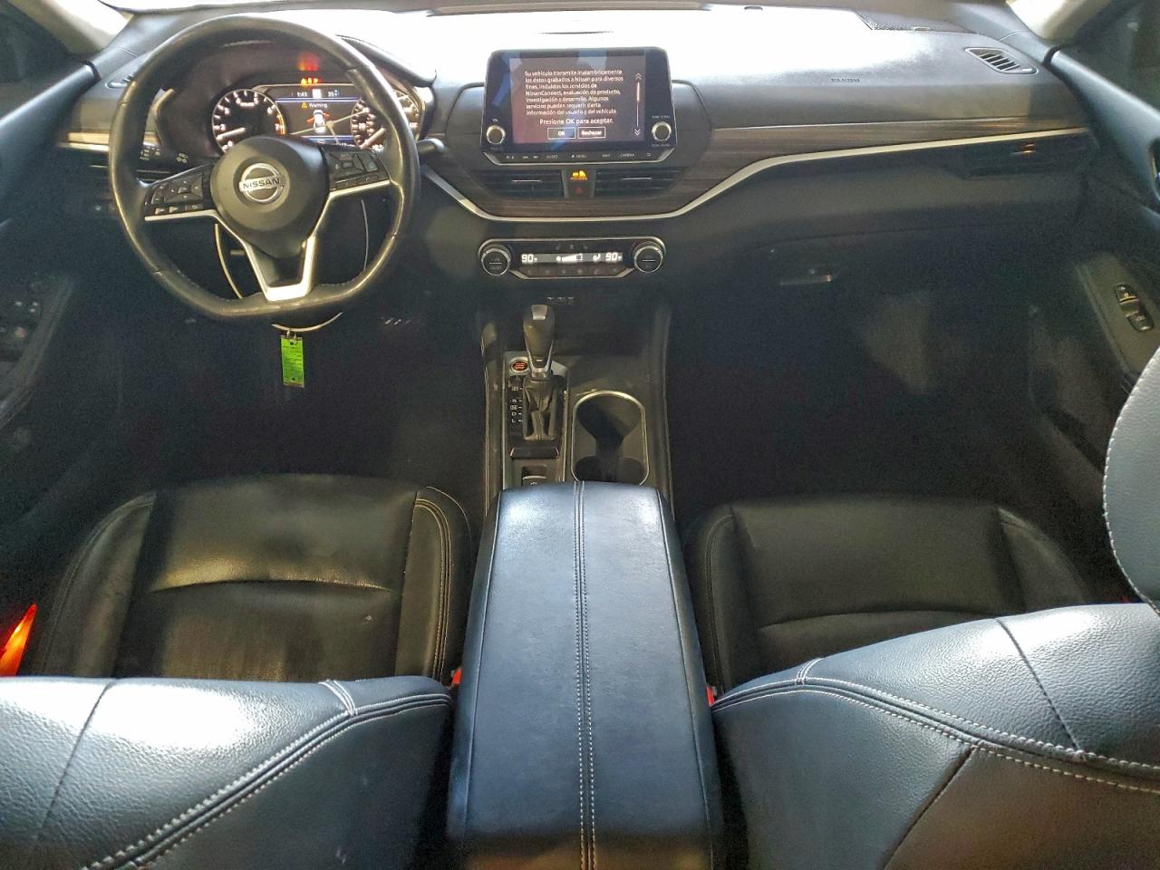 Nissan Altima Platinum Image 10