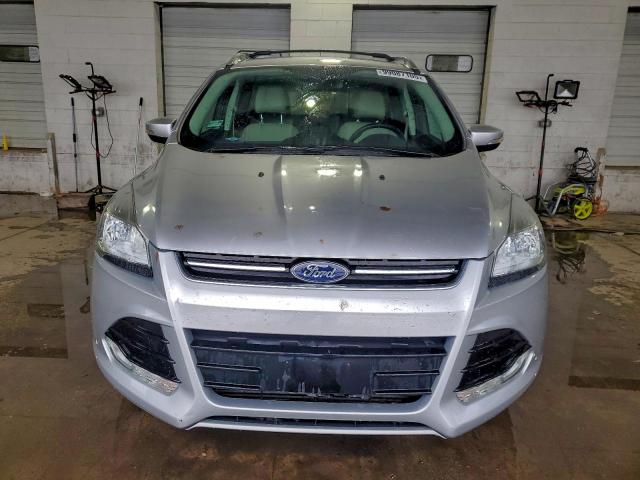 Ford Escape Titanium Image 4
