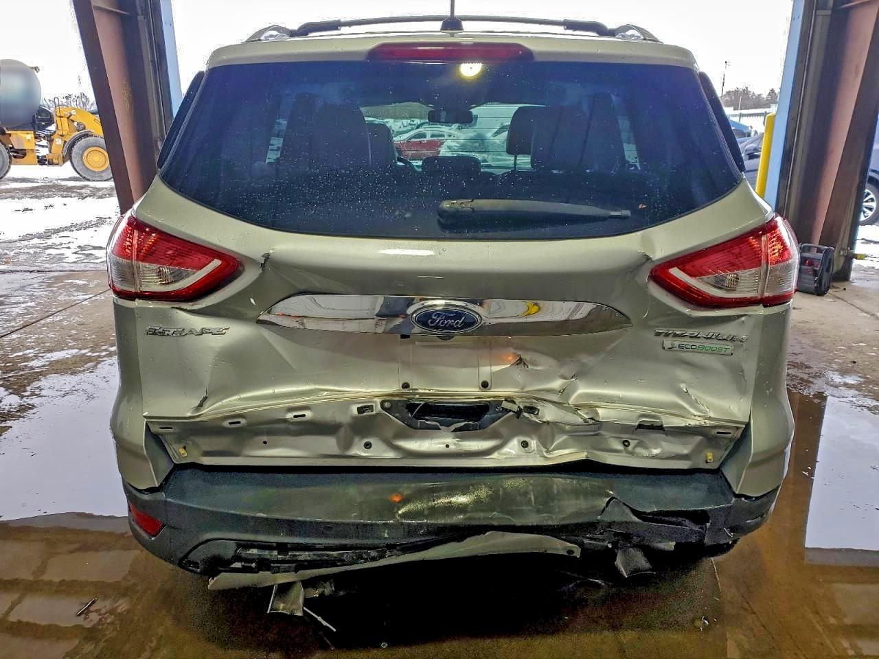 Ford Escape Titanium Image 3