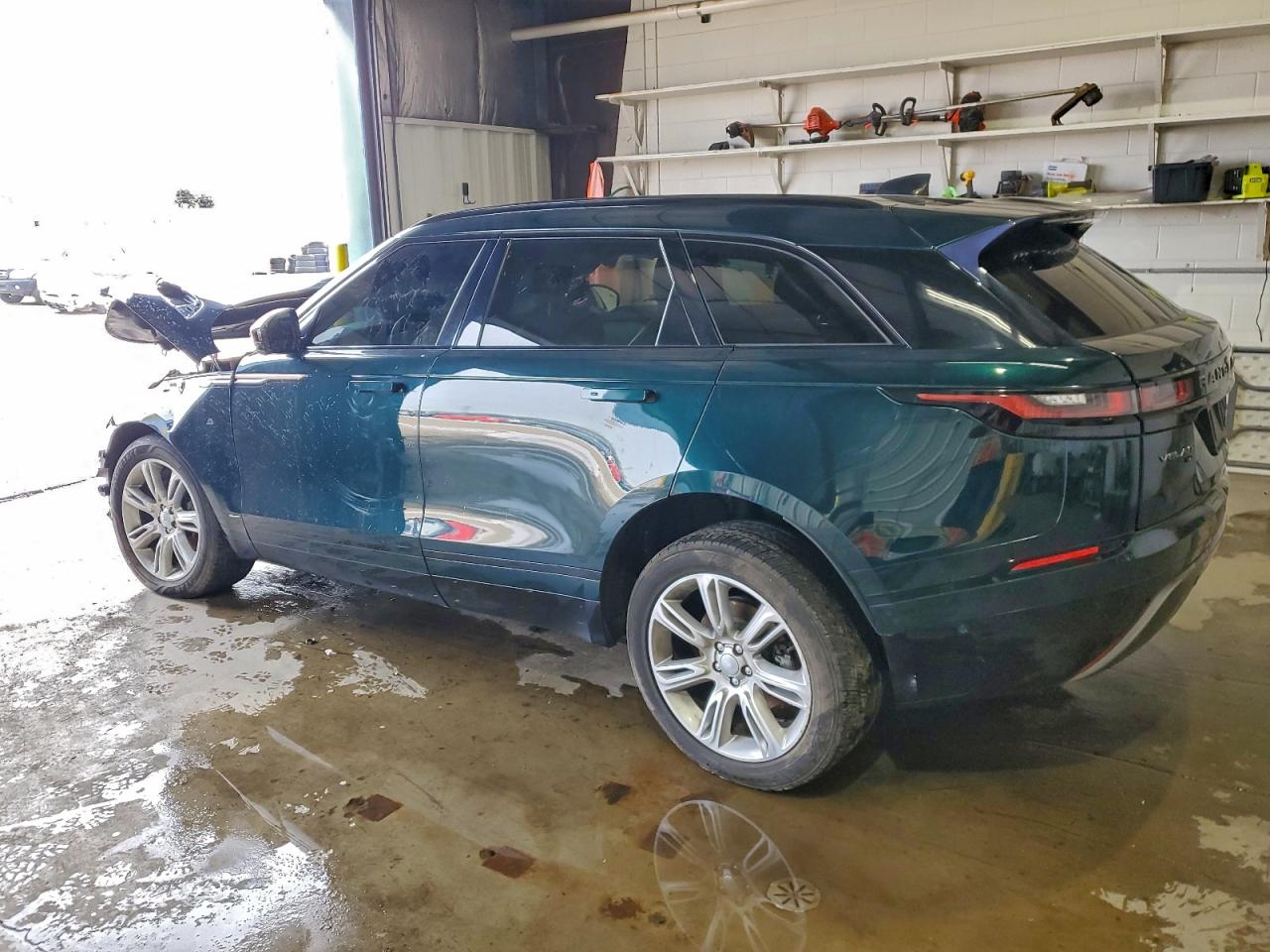 Land Rover Range Rover R-dynamic S Image 2