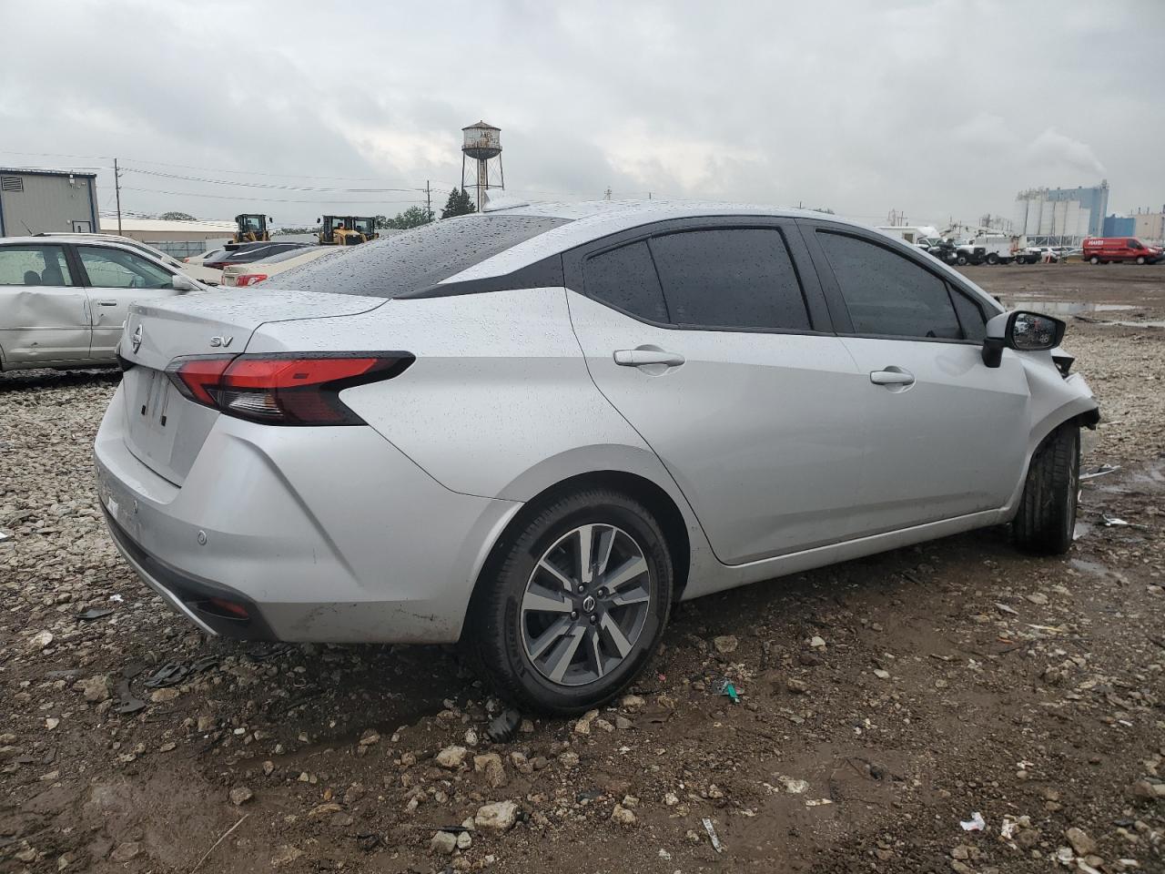 Nissan Versa Sv Image 2